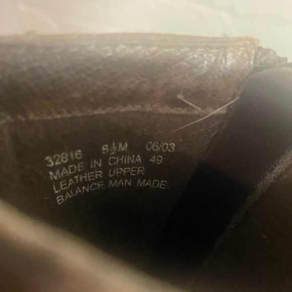 Leather Clarks Boots with Side Zip - Picture 6 of 6